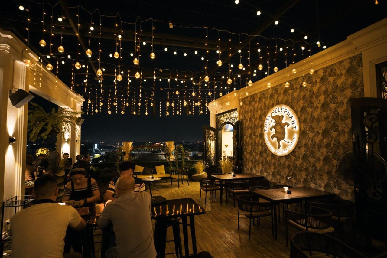 Surestay Hotel By Best Western Vientiane Exterior photo