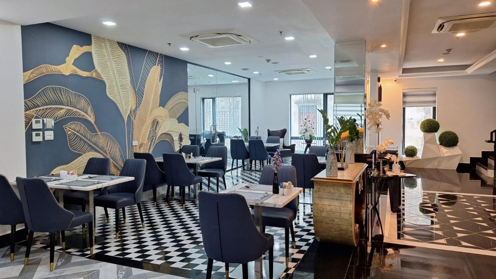 Surestay Hotel By Best Western Vientiane Exterior photo